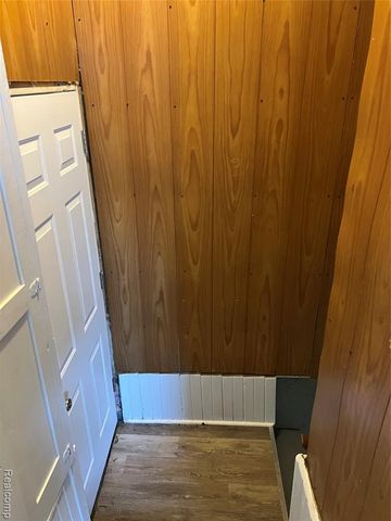 936 Stocker Avenue, Flint, MI 48503