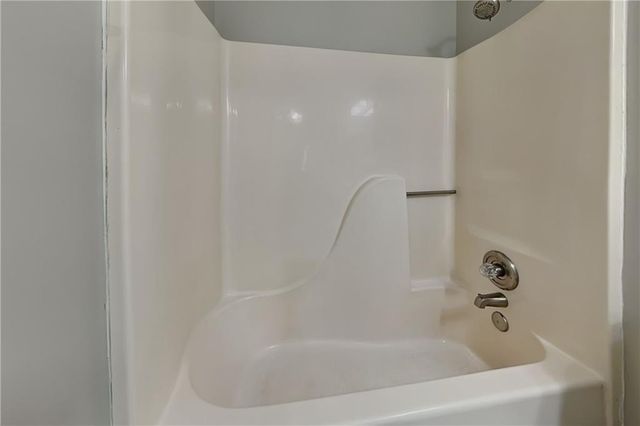 2994 Brooks Drive, Snellville, GA 30078