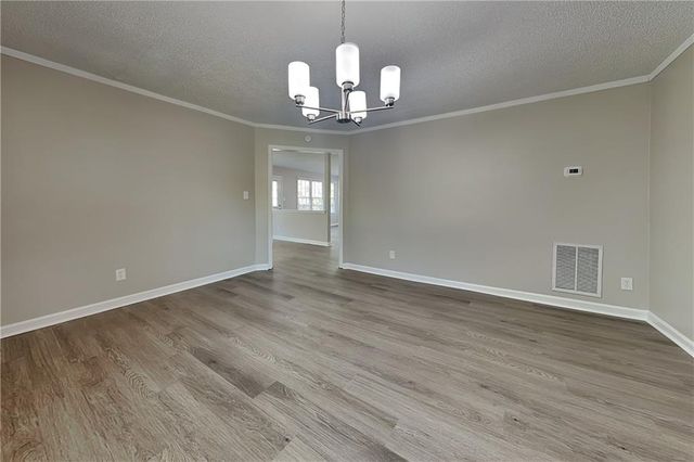 2994 Brooks Drive, Snellville, GA 30078