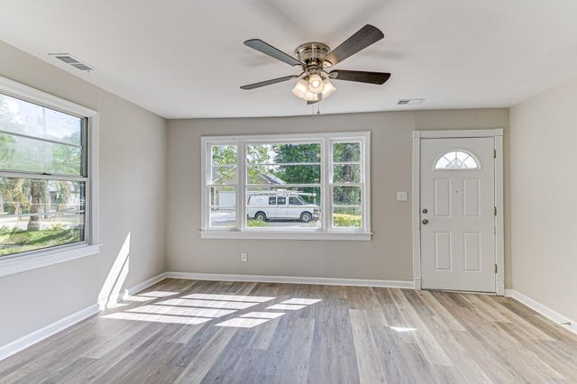 107 Johnson, North Augusta, SC 29841