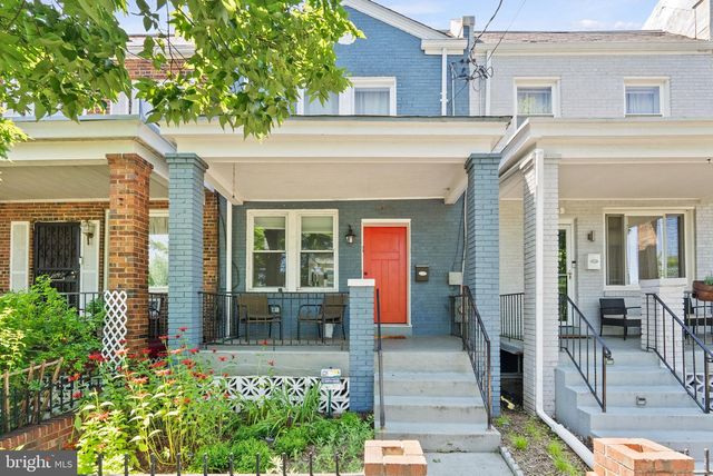 1615 FAIRLAWN AVE SE, Washington, DC 20020