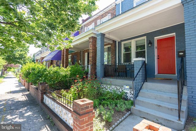 1615 FAIRLAWN AVE SE, Washington, DC 20020