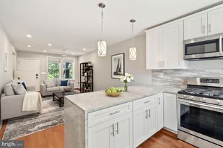 1615 FAIRLAWN AVE SE, Washington, DC 20020