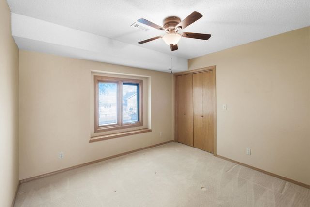 10214 W Jamesburg St, Wichita, KS 67212