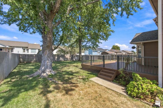 10214 W Jamesburg St, Wichita, KS 67212