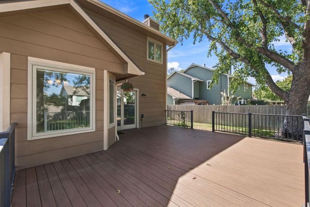 10214 W Jamesburg St, Wichita, KS 67212