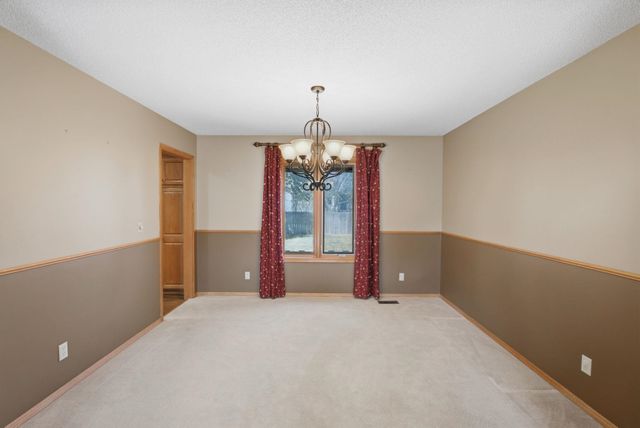 10214 W Jamesburg St, Wichita, KS 67212