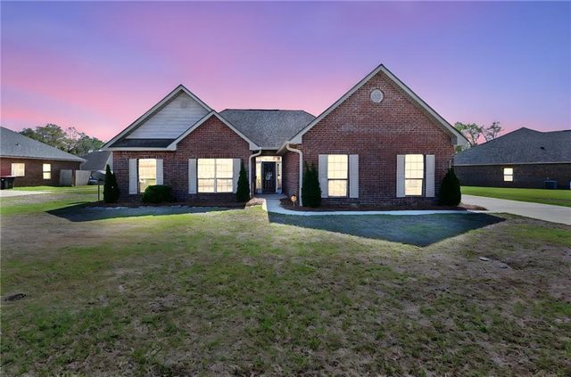 10325 Southland Way, Semmes, AL 36575