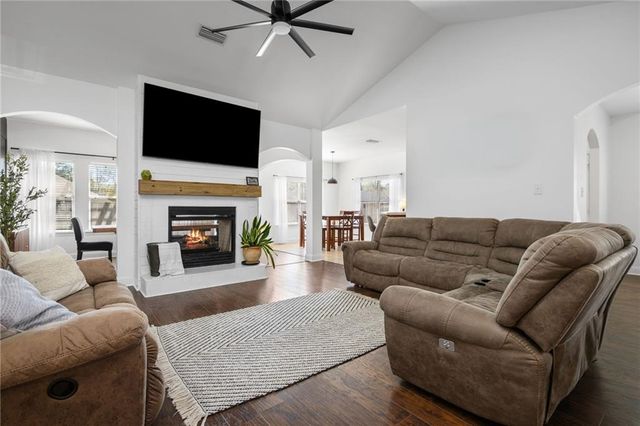 10325 Southland Way, Semmes, AL 36575