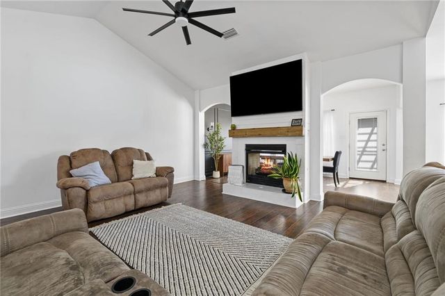 10325 Southland Way, Semmes, AL 36575