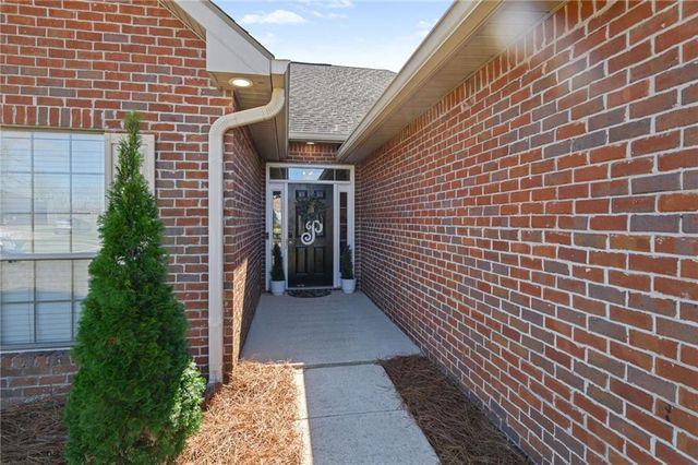 10325 Southland Way, Semmes, AL 36575