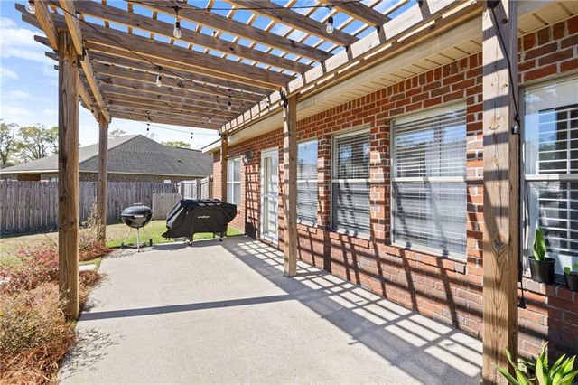 10325 Southland Way, Semmes, AL 36575