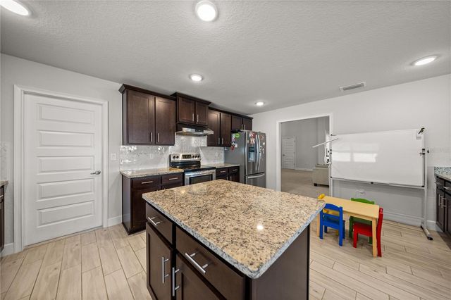 5864 SW 83RD LANE, Ocala, FL 34476