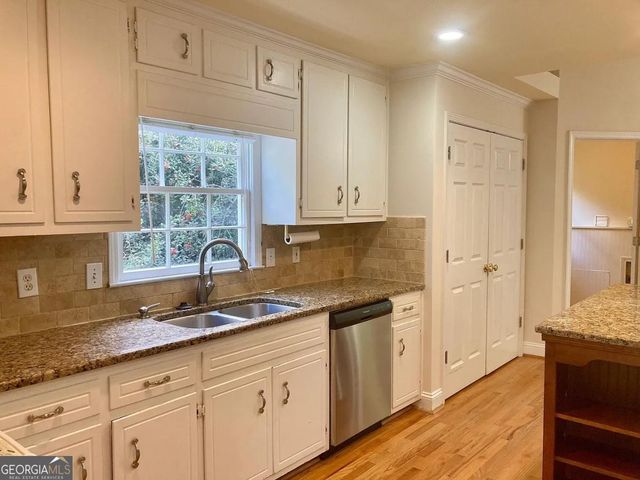 3230 Moss Creek Drive, Marietta, GA 30062