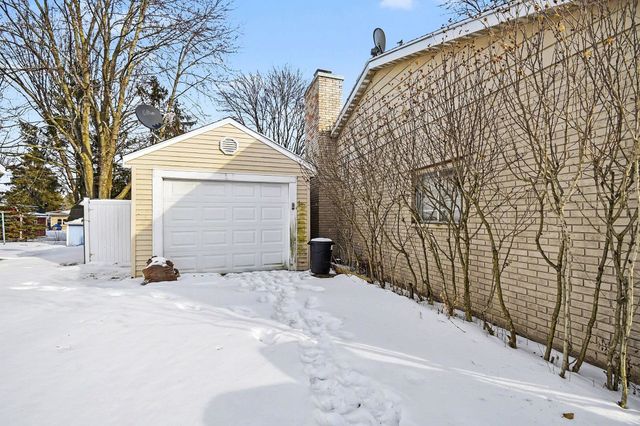 2740 Wexford Drive, Saginaw, MI 48603