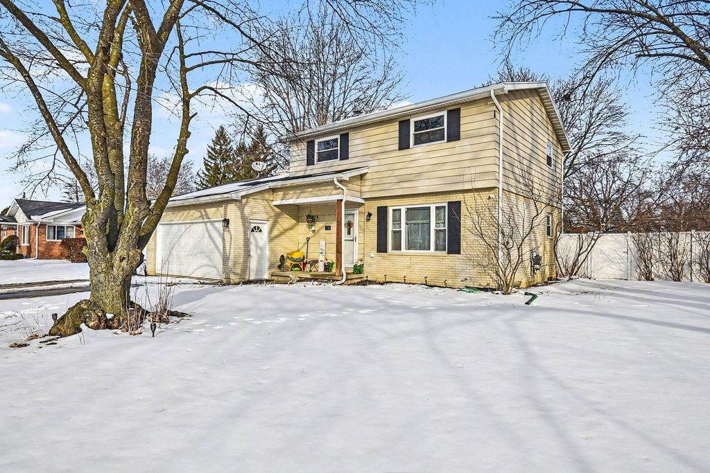 2740 Wexford Drive, Saginaw, MI 48603