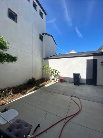 104 Spectacle, Irvine, CA 92618