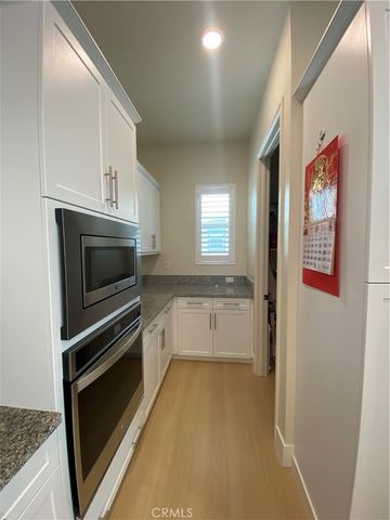 104 Spectacle, Irvine, CA 92618