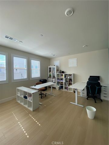 104 Spectacle, Irvine, CA 92618