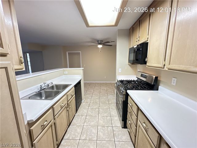 4873 South Torrey Pines Drive 103, Las Vegas, NV 89103