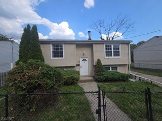 88 Halstead ST, Newark City, NJ 07106