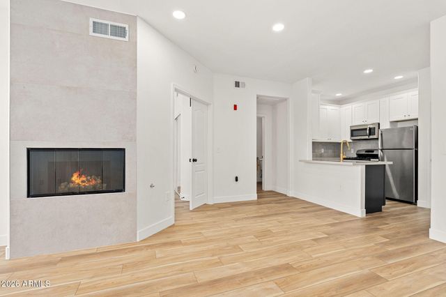 6900 E PRINCESS Drive 2117, Phoenix, AZ 85054