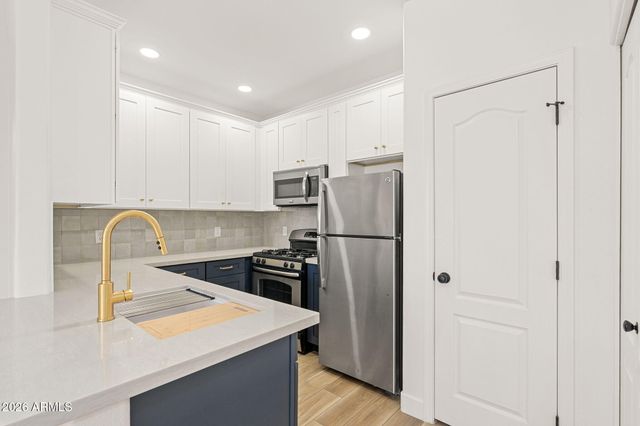 6900 E PRINCESS Drive 2117, Phoenix, AZ 85054