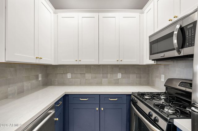 6900 E PRINCESS Drive 2117, Phoenix, AZ 85054