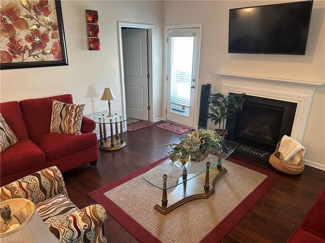 1947 Huntley Way, Burlington, NC 27215