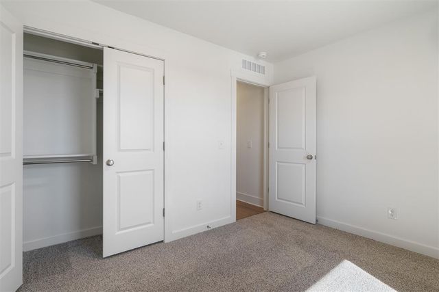 3313 Piney River Drive, Yukon, OK 73099