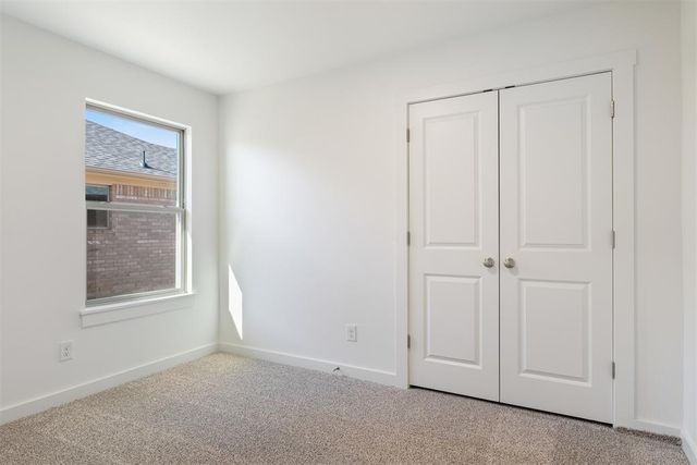 3313 Piney River Drive, Yukon, OK 73099