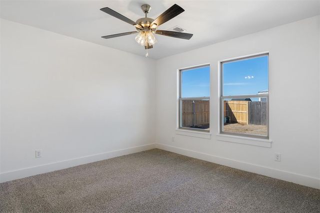 3313 Piney River Drive, Yukon, OK 73099