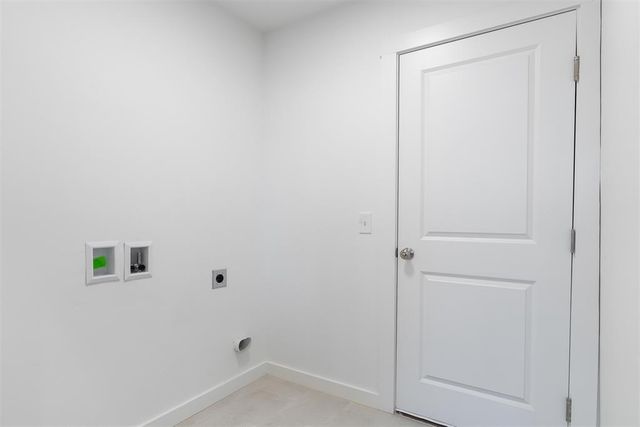 3313 Piney River Drive, Yukon, OK 73099