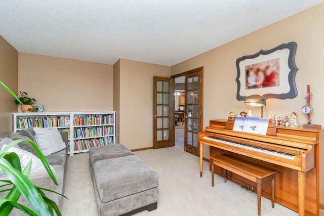 11452 Knollwood Court NE, Blaine, MN 55449