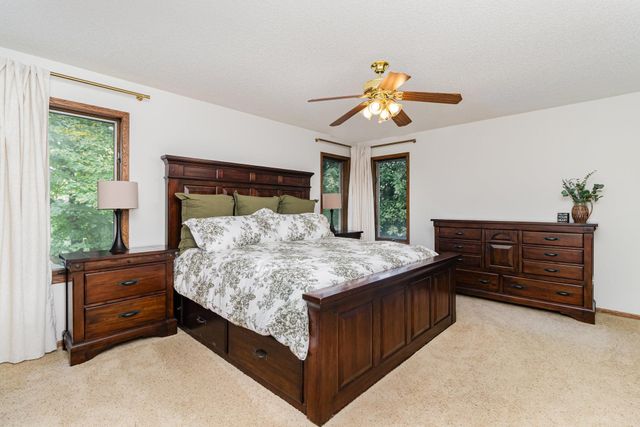 11452 Knollwood Court NE, Blaine, MN 55449