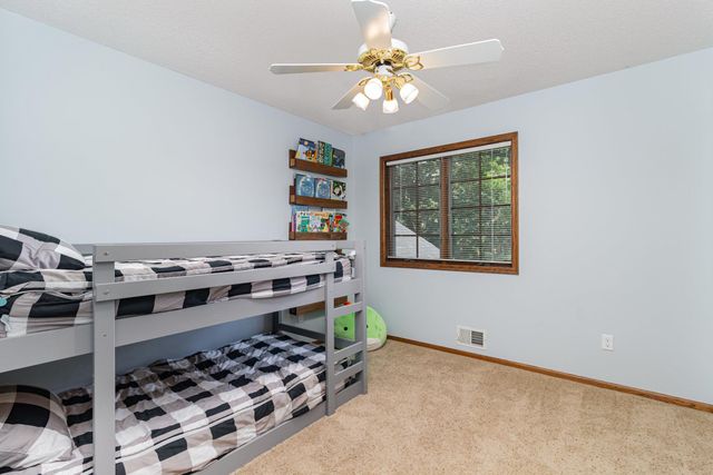 11452 Knollwood Court NE, Blaine, MN 55449