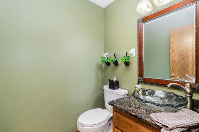 11452 Knollwood Court NE, Blaine, MN 55449