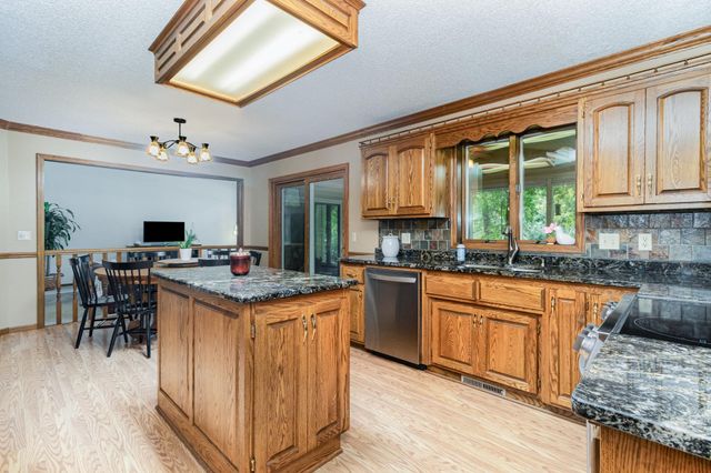 11452 Knollwood Court NE, Blaine, MN 55449
