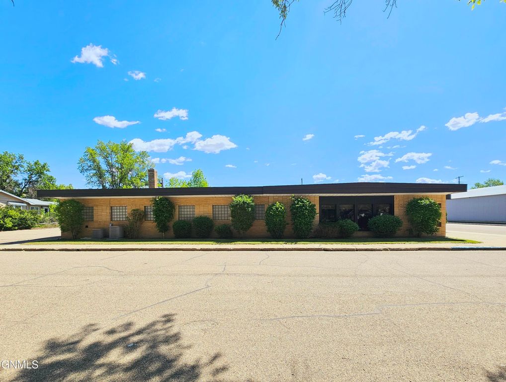 18 1st Avenue NW, Crosby, ND 58730 photo 4