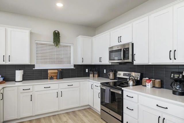 99 Pioneer Peak Rd Kimberling C, Kimberling City, MO 65686