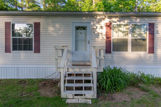 38 Bookholz Way, Tamworth, NH 03886