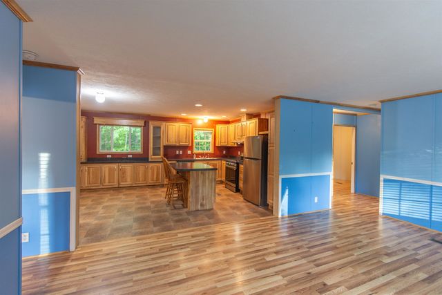 38 Bookholz Way, Tamworth, NH 03886