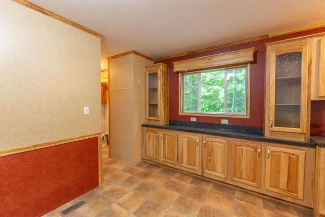 38 Bookholz Way, Tamworth, NH 03886