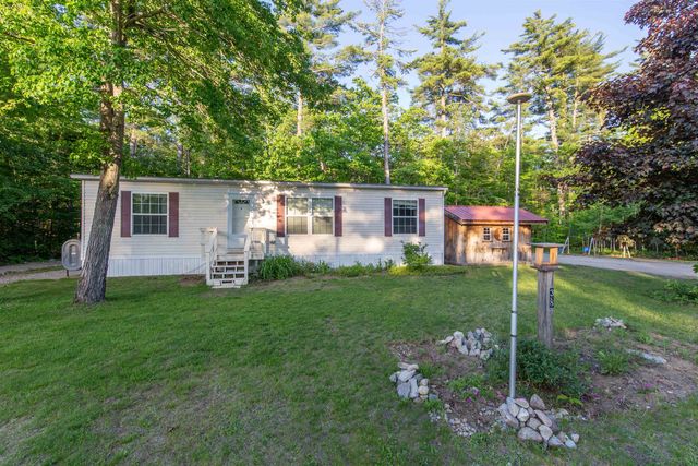 38 Bookholz Way, Tamworth, NH 03886