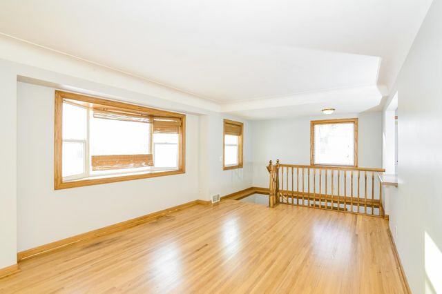 8324 14th Avenue S, Bloomington, MN 55425