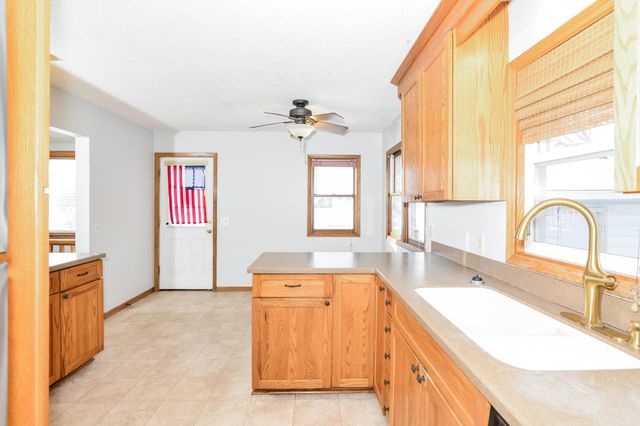 8324 14th Avenue S, Bloomington, MN 55425