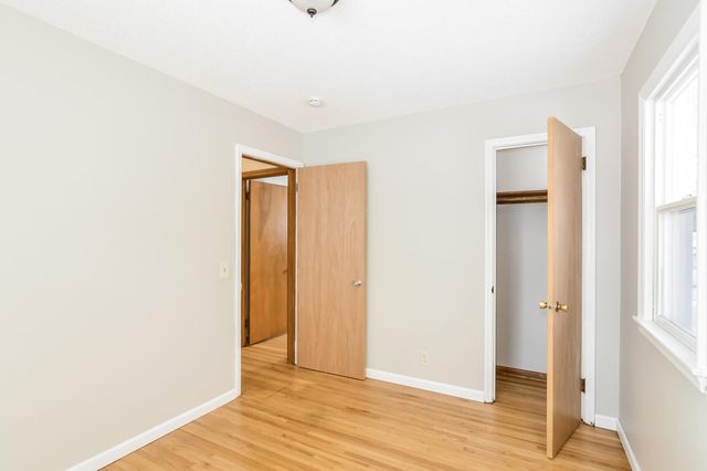 8324 14th Avenue S, Bloomington, MN 55425