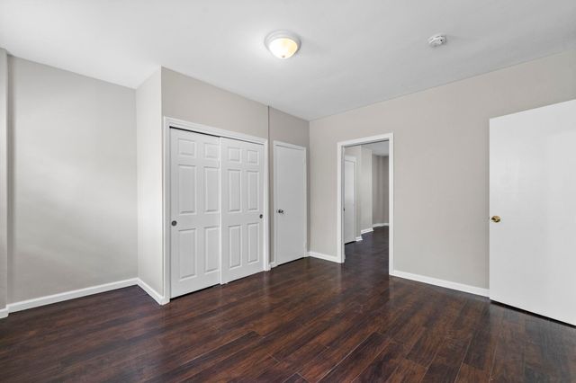 37 PEARSALL AVE, Jc, Greenville, NJ 07305
