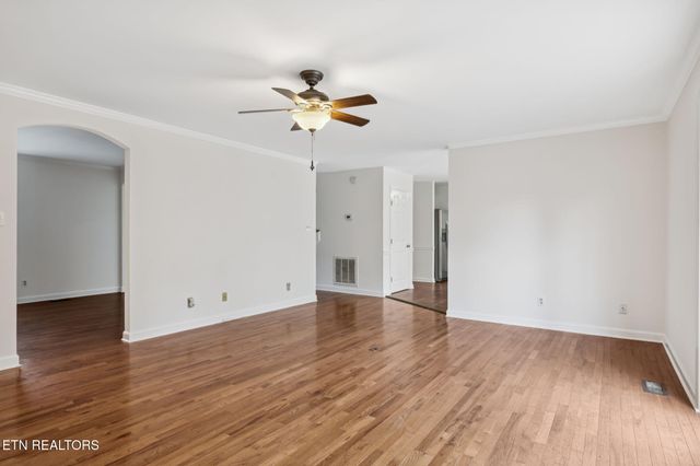 1440 Queensbridge Drive, Knoxville, TN 37922