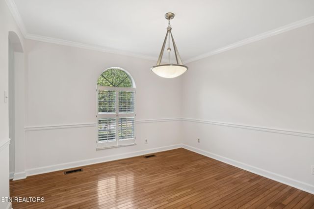1440 Queensbridge Drive, Knoxville, TN 37922